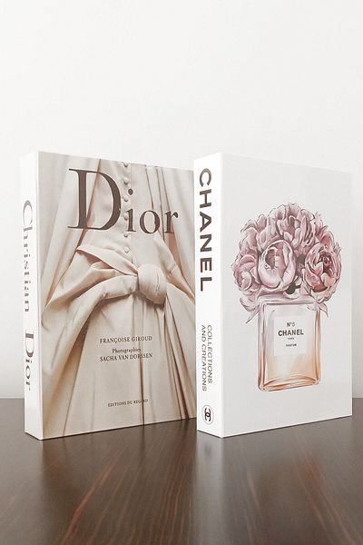 Nikadu 2-Piece Decorative Book-Looking Box with Perfume Theme