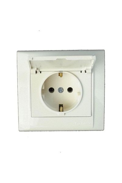 MAKEL Defne Cream Covered Grounded Socket