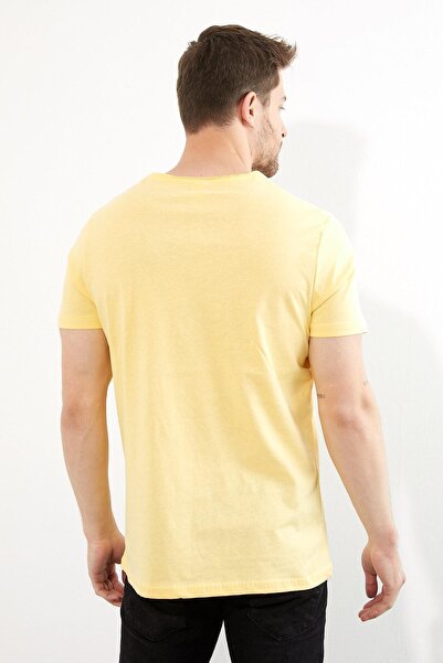 Figo Ανδρικό μπλουζάκι με κίτρινο λαιμόκοψη Basic