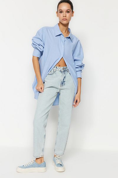 Trendyol Collection Light Blue High Waist Mom Jeans TWOSS24JE00026