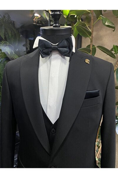 Quesste Accessory Men's Black Bow Tie - Handkerchief Detail