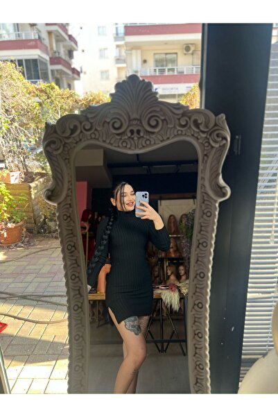 Suzan Peruk Uzun Örgülü Dipten lastikle bağlamalı At kuyruğu.