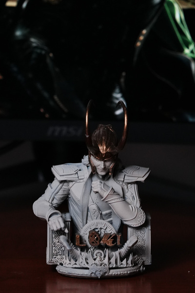 VeyernCraft Loki Marvel Comıcs Büst Figür 3D REÇİNE SLA 15CM