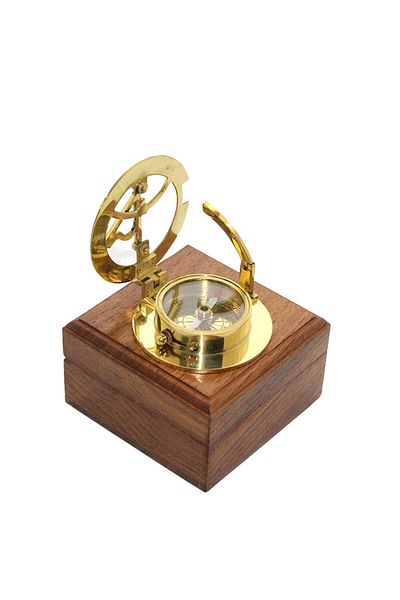 keyfimshop Compass with Wooden Box