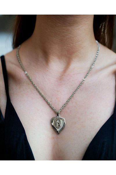 Mixperi Zircon Stone White Chain Drop Stone Necklace Heart Patterned Necklace