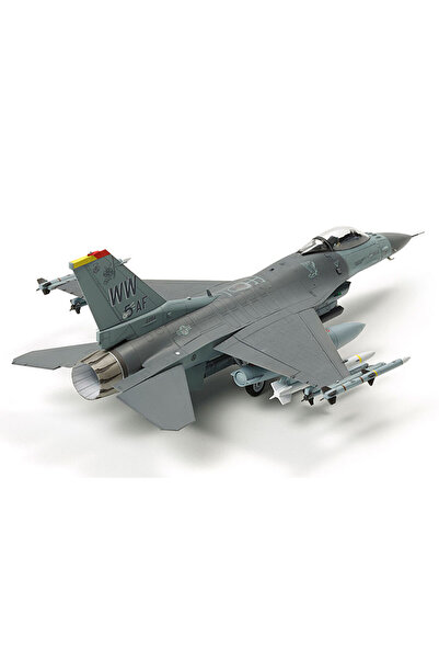 TAMIYA 1/72 Lockheed Martin F-16CJ Block 50 with FuII Equipment Plastik Uçak Maket Kiti, Demonte Hobi Seti