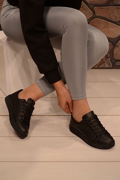 Isy WOMEN'S BLACK SKIN TIE VANS MODEL SNEAKER SPORTS SHOES