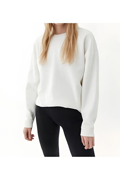 Beyaz Basic Kadın Oversize Sweatshirt