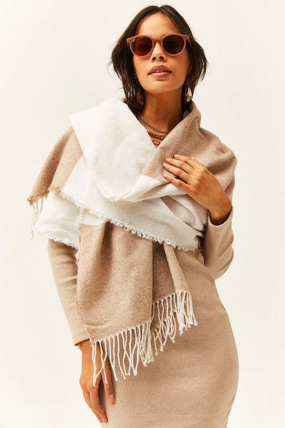 Olalook Women's Ecru Camel Tasseled Thick Shoulder Shawl BYN-00000002
