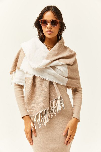 Olalook Women's Ecru Camel Tasseled Thick Shoulder Shawl BYN-00000002