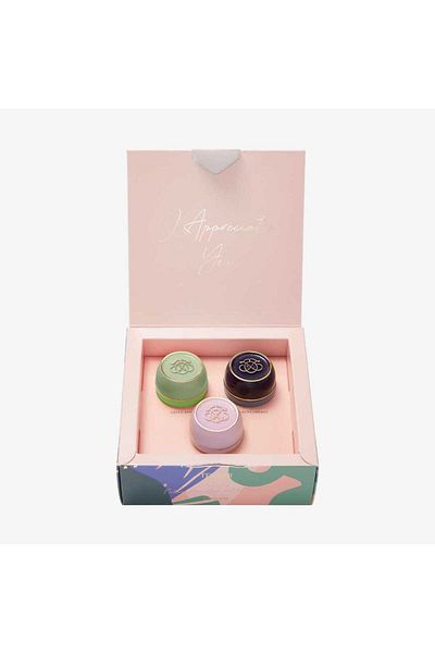 Oriflame Collection - Natural, Green Apple and Currant lip balm