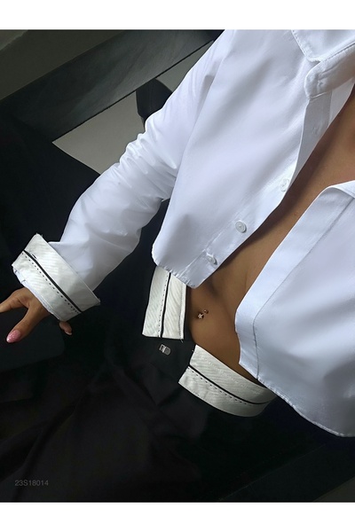 BLACK Kadın Kolları Manşet Detaylı %100 Pamuk Gizli Düğmeli Beyaz Crop Gömlek