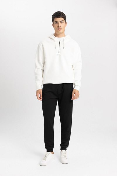 DeFacto Slim Fit Basic Jogger Sweatpants - Waist Lace-Up and Elastic Leg B7222Ax23Wn