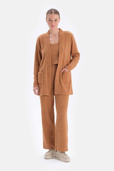Dagi Kamelfarbener Chenille-Cardigan