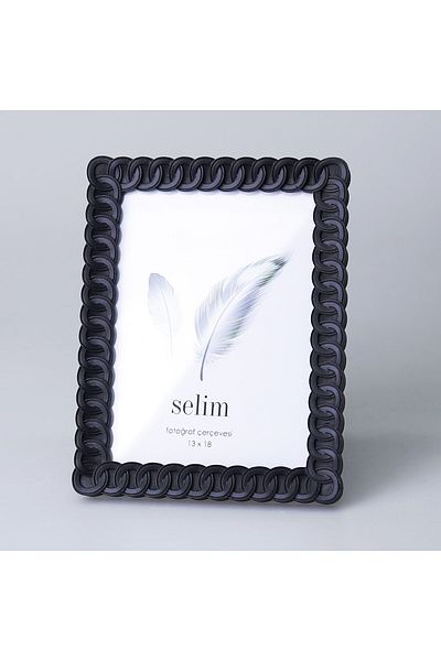 Selim 13x18 Ring Frame Black