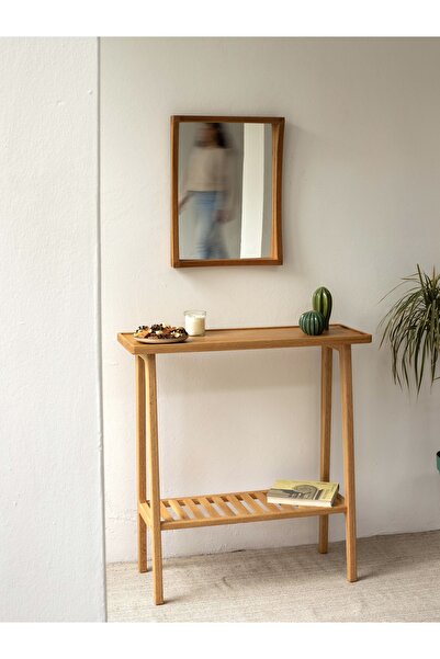 BLAN studio Meşe Ağacı Dresuar İçi oyuk tablalı Izgara raflı 2 Kademeli Masif...