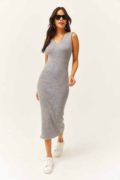 Olalook Damen-Strickanzug mit grauem Oberteil, bauchfreiem Pullover, Trägerkleid unten, TKM-19000176
