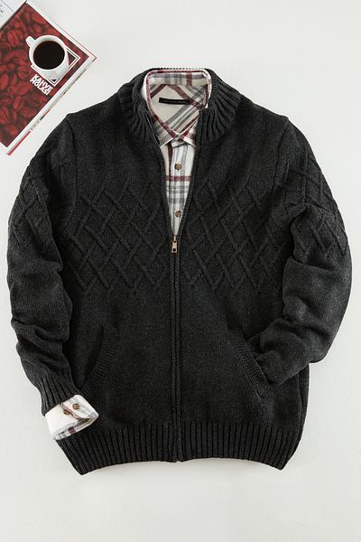 Trendyol Collection Anthrazitfarbener Strick-Cardigan aus Wolle – halber Rollkragen, Reißverschluss, strukturiert TMNAW22HI0146