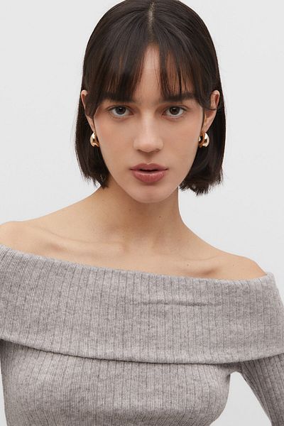 Stradivarius Set of 2 Hoop Earrings