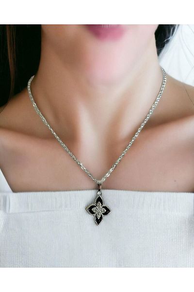 Mixperi Zircon Stone Black Clover Necklace Clover Patterned Necklace