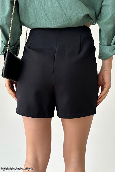 Liora Kadın Siyah Çok Düğmeli Mini Şort