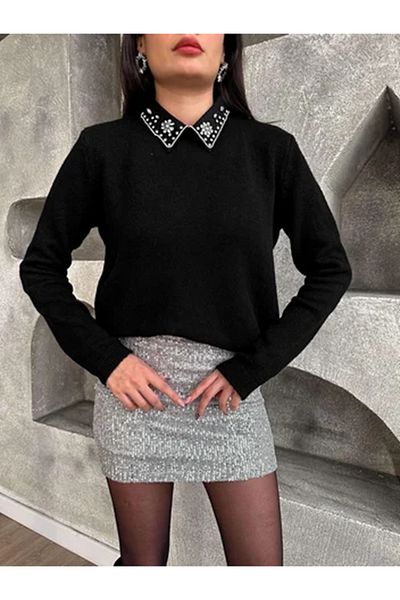 Laluvia Schwarzer Pullover mit Hemdkragen und Rosenmuster