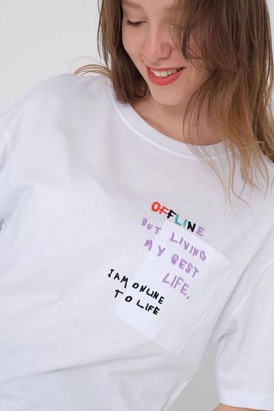 Addax Oversize T-shirt with Text on Left Chest P10099-w13