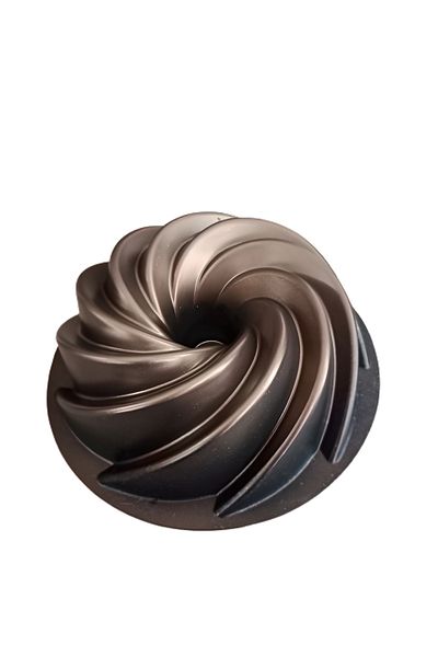 Penguen Gold Colored Casting Granite Cake Mold