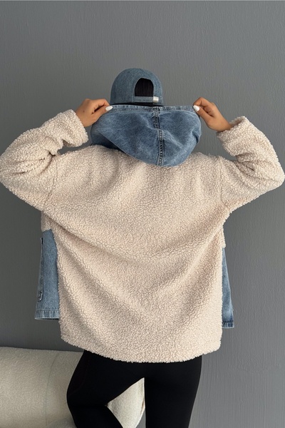 FEMELLE Dámská béžová plyšová bunda s kapucí a zapínáním na knoflík