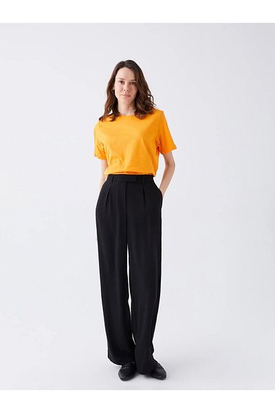 LC Waikiki Basic Crew Neck Plain Short Sleeve Women's T-Shirt