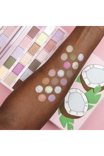 I HEART REVOLUTION Coconut Eyeshadow Palette