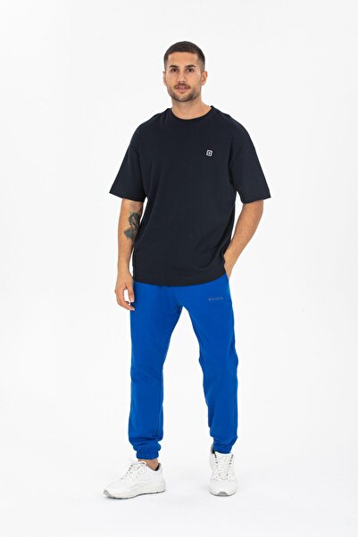 Whitefin Τ-SHIRT ΜΕ ΆΝΕΤΗ ΕΦΑΡΜΟΓΗ ΣΕ ΣΚΟΥΡΟ ΜΠΛΕ