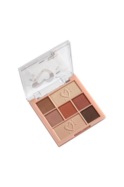 beauty girl Eyeshadow Palette Essential Nudes - Simple and Flexible Nude Palette