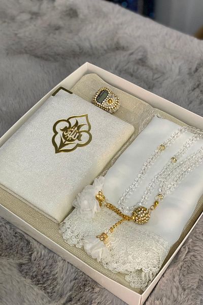 AGH Değerli Hediyeler Prayer Rug Set Bride Groom Bundle Gift Yasin Set