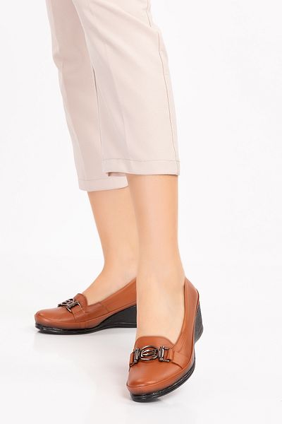 Akgün Terlik Women's Genuine Leather Tan Orthopedic Shoes