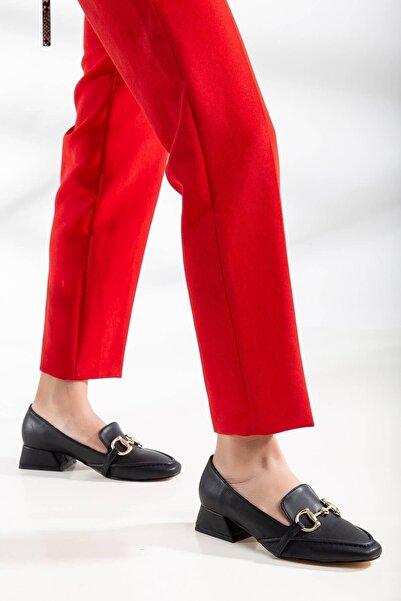 LULO حذاء نسائي كلاسيكي أنيق ومريح وشرابة