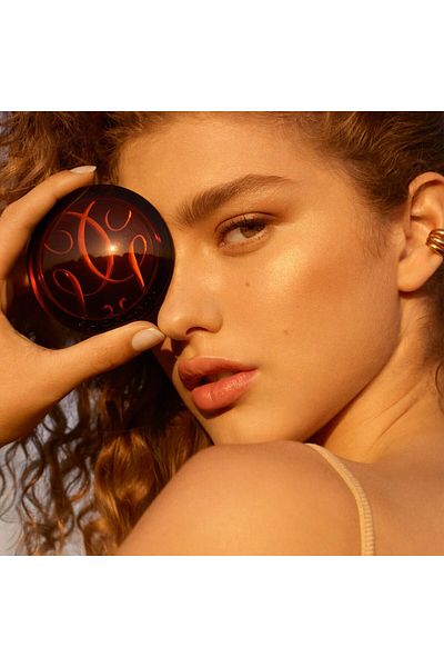 Guerlain Terracotta Luminizer - 96% مكونات طبيعية وزيت الأرغان، مسحوق مرطب ومشرق