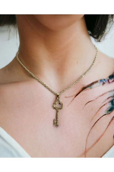 Mixperi Zircon Stone Yellow Chain Key Model Necklace Key Pattern Necklace