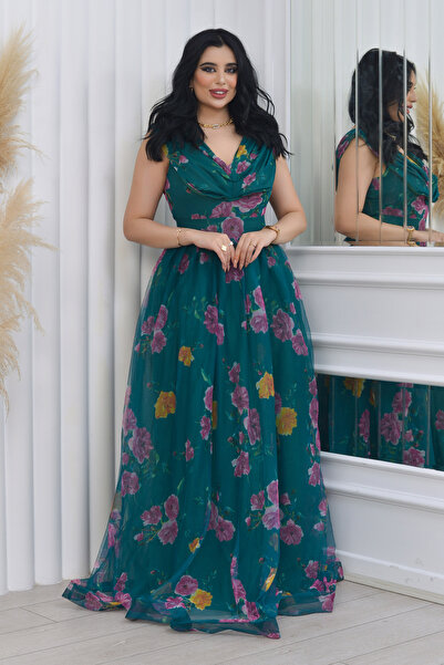 Matik Abiyem فستان سهرة طويل بأكمام طويلة وفتحة رقبة على شكل حرف V مع طباعة ر...