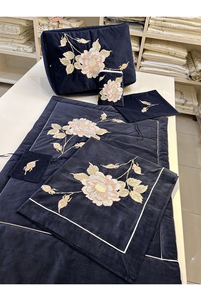 incisecrethome Türk işi Nakışlı Nişan Bohçası Setimiz 6 Parçadan Oluşmaktadır.