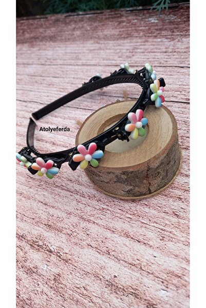 Atolye Ferda نموذج كوليت ملون على شكل زهرة تاج لثني الشعر