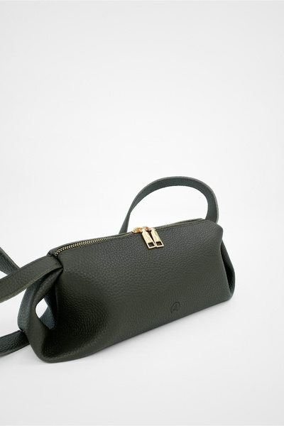 Yuka Atelier Much Shoulder Bag