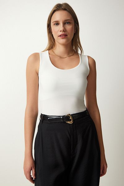 Happiness İstanbul Women's Ecru Sleeveless Sandy Blouse MC00223