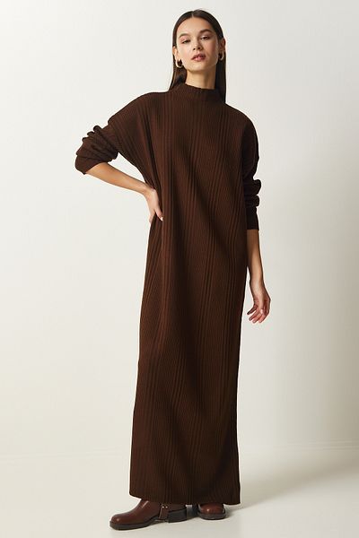 Happiness İstanbul Braunes Oversize-Strickkleid mit hohem Kragen für Damen XN00001