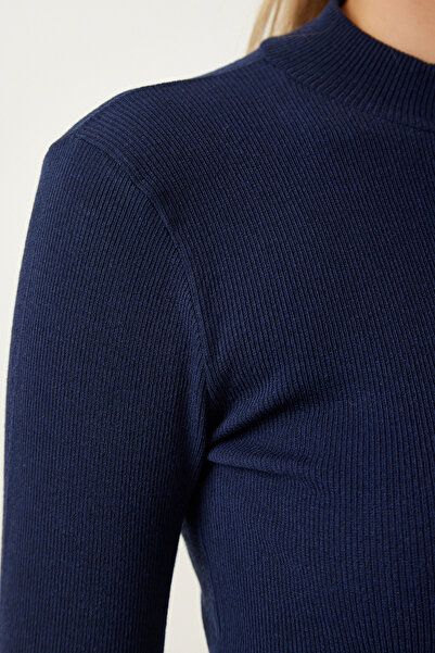 Happiness İstanbul Női sötétkék, zsinóros garbós garbó, kötött blúz GT00059