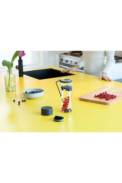 Brabantia زجاجة برابانتيا الخاصة مع مصفاة - بائع معتمد - 500 مل أثناء الذهاب