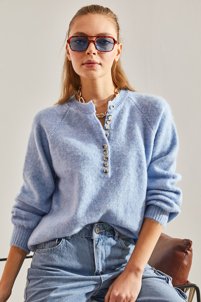 Bianco Lucci Women's Charmed Striped 11 Button Knitwear Sweater