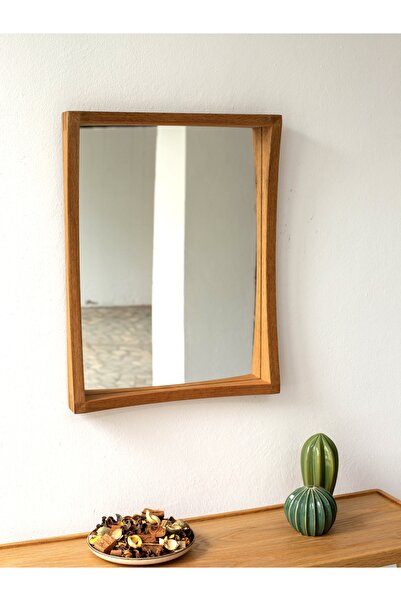 BLAN studio Doğal Ahşap Çerçeveli Kıvrımlı Duvar Aynası 50x40 cm