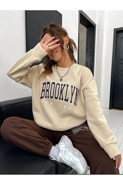 MOONBULL Γυναικεία αθλητική φόρμα με στάμπα Brooklyn σε μπεζ-καφέ