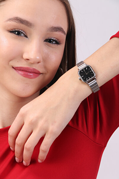 pierrose الحد الأدنى خمر مربع قطع فضية اللون معدن الحبل ساعة اليد النسائية